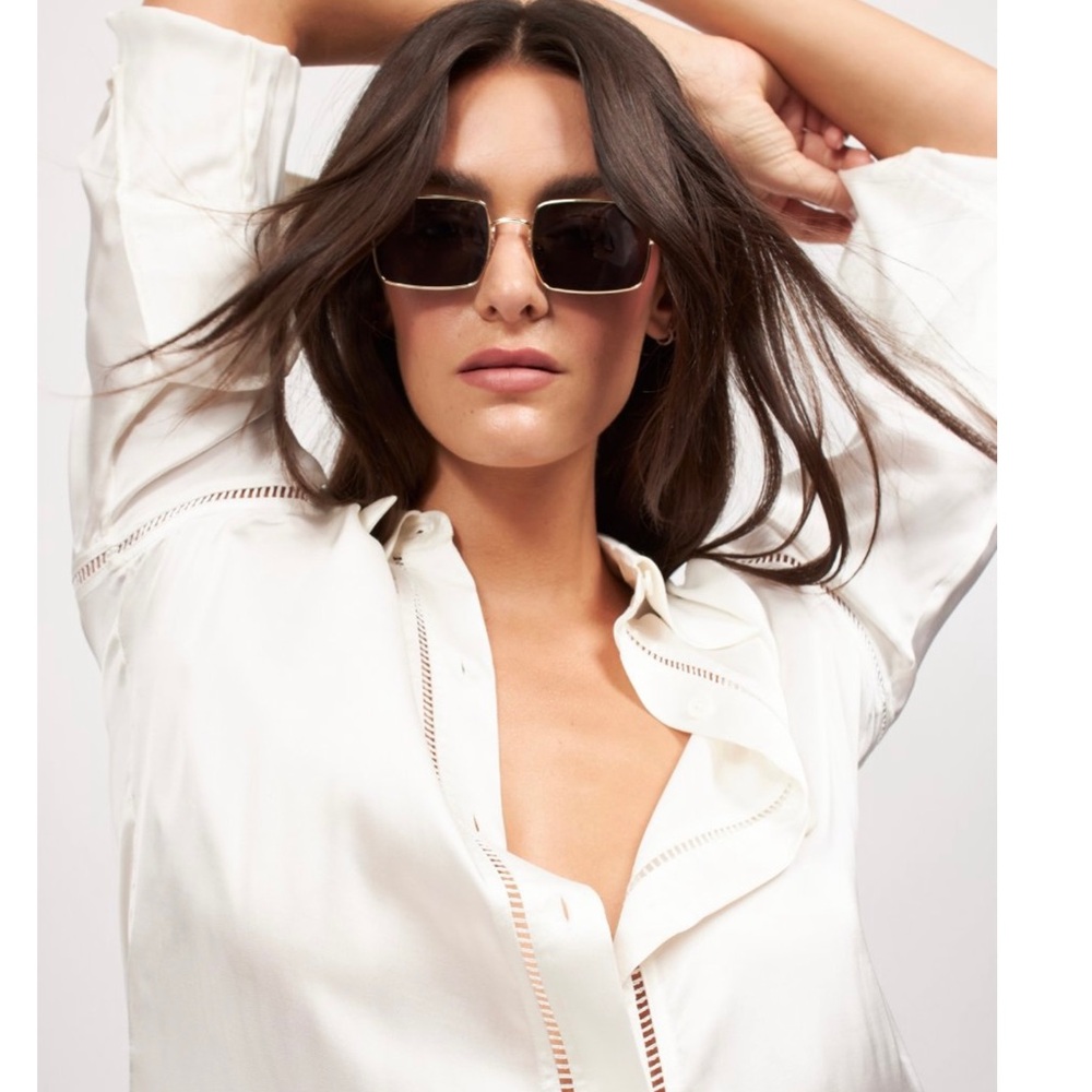 Brand New With Tag Equipment Femme Dominique Button Up Shirt in Nature White